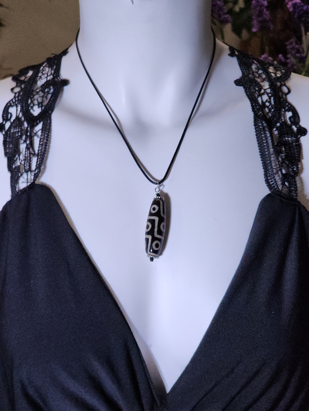 Necklace With Black and Cream Patterned 9 Eye Dzi Bead Pendant